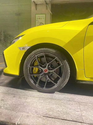 Calibre jaune de frein d'ODM d'OEM adapté pour des roues de pouce de Toyota Camry R18