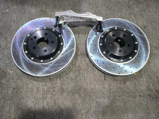 Rotor de frein de remplacement de disques noirs de performance adapté pour Mercedes Benz W204