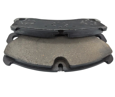 Des plaquettes de frein de remplacement standard pour Toyota Land Cruiser FJ Cruiser 4 Runner Sequoia